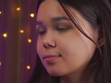 cam girl porn helenmoors image #4945075