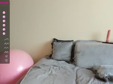 cam girl porn emilymilf__ image #4418414