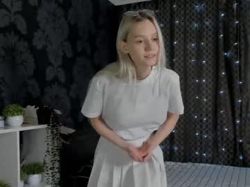 cam girl porn reynapain image #5688388