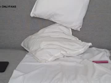 cam girl porn yourkat image #6864099