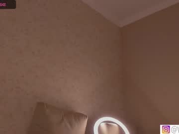cam girl porn bzzzme image #6323921