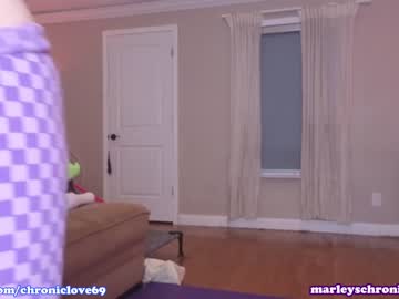 cam girl porn chroniclove image #5562817