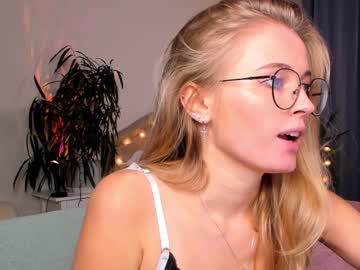 cam girl porn linellali image #2689093