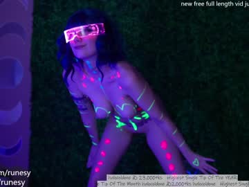 cam girl porn runesy image #3667149