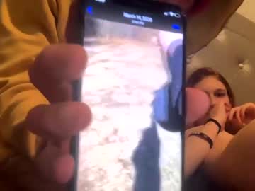 cam couple porn dezzigang image #1032928
