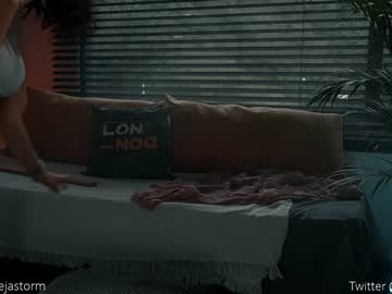 cam girl porn alejastorm image #5238980
