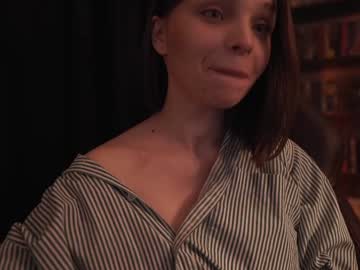 cam girl porn running_with_the_wolves image #1318730