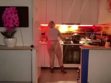 cam girl porn kiradivine image #6070733