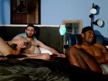 cam man porn pantslesstraveler_plt image #2678038