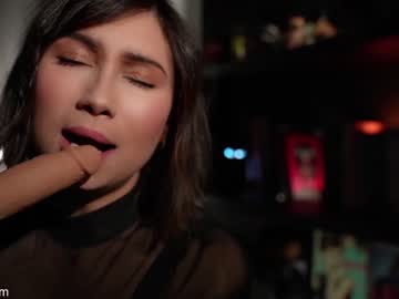 cam girl porn alejastorm image #4180371