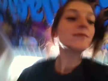 Cam for kuddlepuddlesandkinks