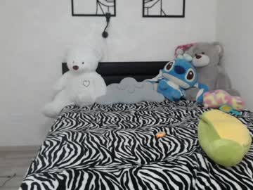 cam girl porn kira_little image #4901359