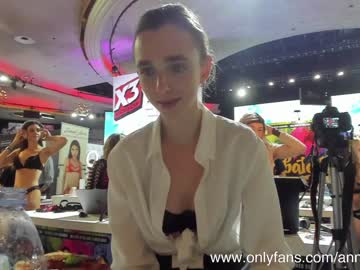 cam girl porn annabisoux image #3522844
