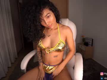 cam girl porn mykinkybunny image #2768334