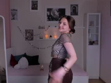 cam girl porn whereweland image #3437049