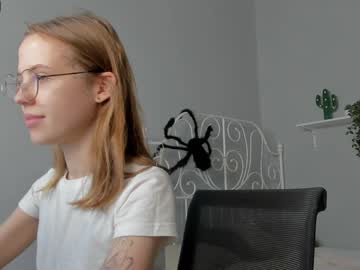 cam girl porn asemiluna image #452717