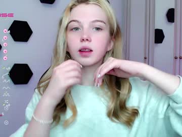 cam girl porn small_blondee image #4232602
