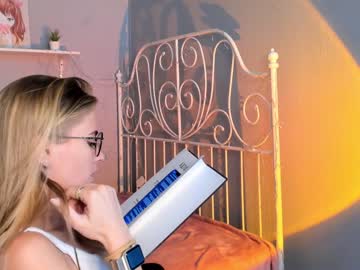 cam girl porn linellali image #2556882