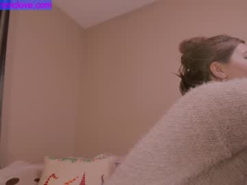 cam girl porn chroniclove image #3388387