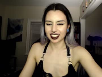 cam girl porn runacrow image #4496552