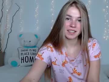cam girl porn little__cherrry image #2525263