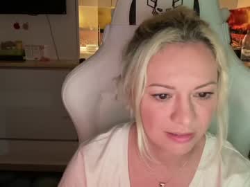 cam girl porn kiradivine image #4414420