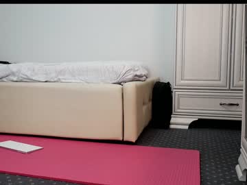 cam girl porn carmela_fox image #5129724