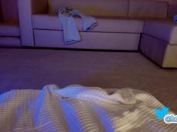 cam girl porn hollyextra image #3405330