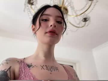 cam tranny porn evelynforever image #4246800