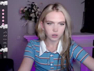 cam girl porn small_blondee image #2609592