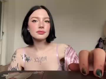 cam tranny porn evelynforever image #4368491
