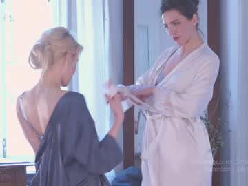 cam girl porn _2strangers image #4762200