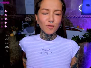 cam girl porn nickyneck image #2478378