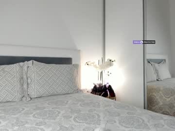 cam girl porn intrigueeme image #5691225