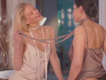 cam girl porn _2strangers image #5386115