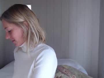 cam couple porn joannadea image #4004545