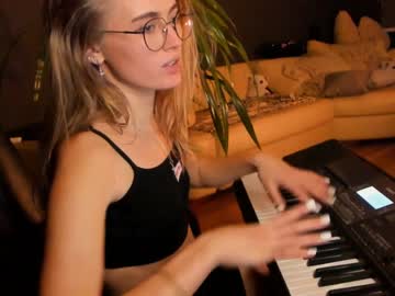 cam girl porn linellali image #2961035