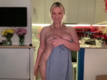 cam girl porn kiradivine image #5746831