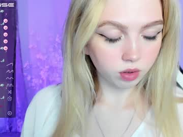 cam girl porn small_blondee image #3951093