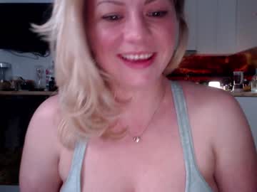 cam girl porn kiradivine image #1784069