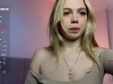 cam girl porn small_blondee image #4455043