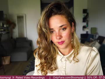 cam girl porn bloomyogi image #5274199