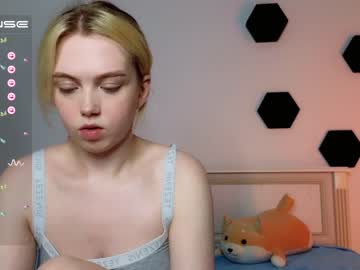 cam girl porn small_blondee image #4504723