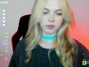 cam girl porn small_blondee image #4161103