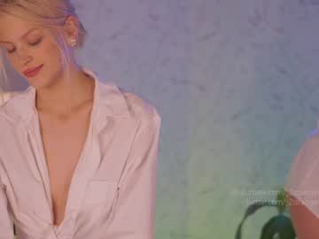 cam girl porn _2strangers image #2503474