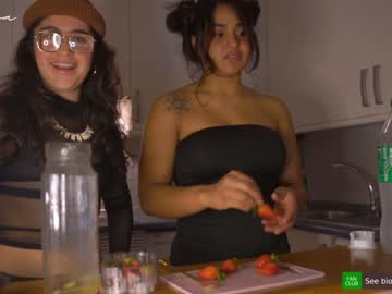 cam girl porn arletnoa image #5993372