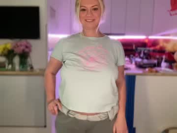 cam girl porn kiradivine image #5754531