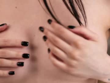 cam girl porn riskyproject image #6881486