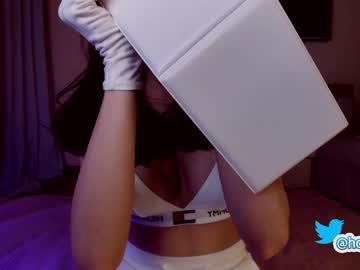 cam girl porn hollyextra image #3010629