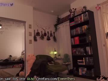 cam girl porn evelynpiers image #4835969